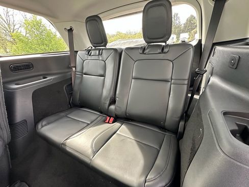 New 2026 Lincoln Aviator AWD image 21