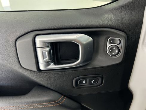 Used 2022 Jeep Gladiator Mojave w/ LED Lighting Group image 21