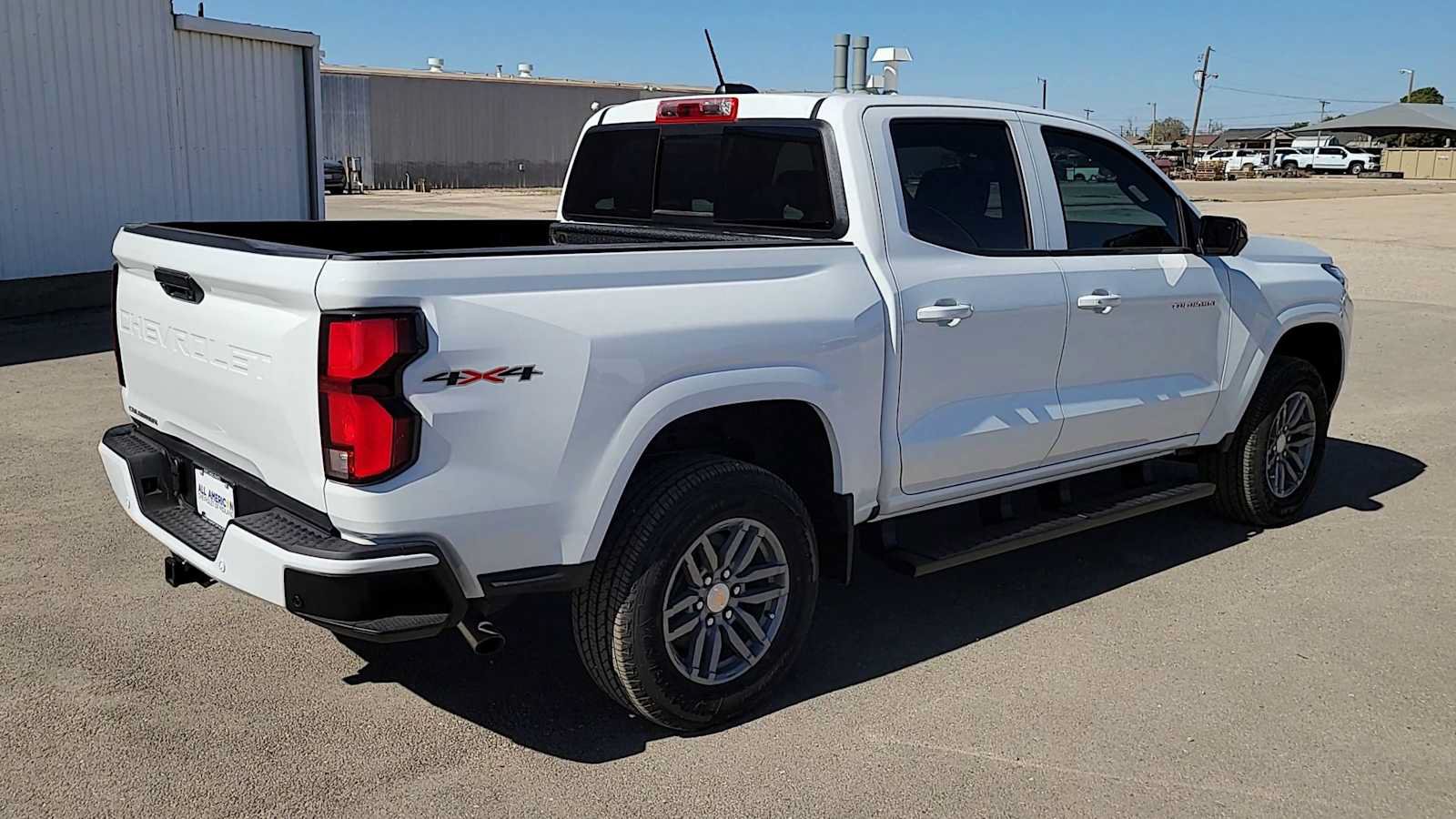 New 2026 Chevrolet Colorado LT w/ LT Convenience Package AWD/4WD image 8