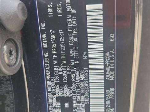 Used 2023 Toyota Sienna XLE w/ XLE Plus Package image 46