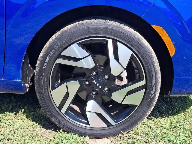 Certified 2024 Kia Soul GT-Line w/ GT-Line Technology Package FWD image 8