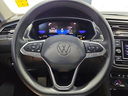 Certified 2023 Volkswagen Tiguan S FWD image 21