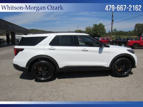 New 2026 Ford Explorer Tremor AWD/4WD image 17
