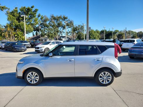 Certified 2020 Kia Soul LX image 7