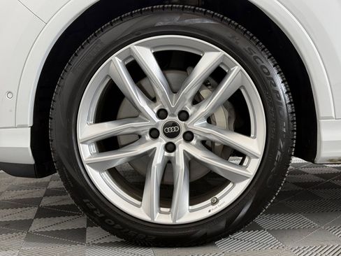 Used 2025 Audi Q7 3.0T Premium Plus w/ Premium Plus Package image 12