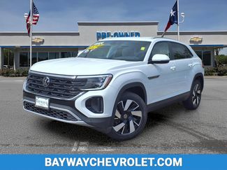 Used 2025 Volkswagen Atlas Cross Sport SE video 1