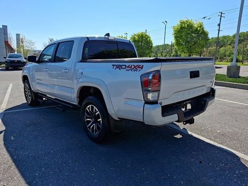 Certified 2023 Toyota Tacoma TRD Sport AWD/4WD image 4