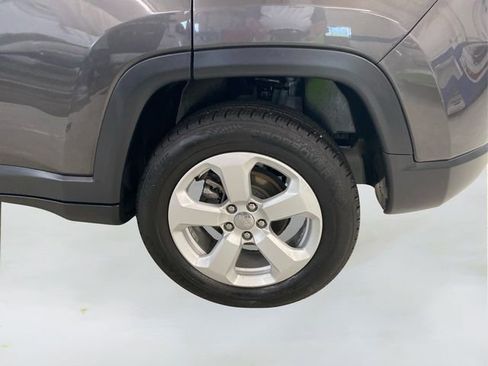 Used 2021 Jeep Compass Latitude w/ Convenience Group image 17