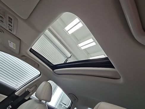 Used 2022 Honda Insight Touring image 31