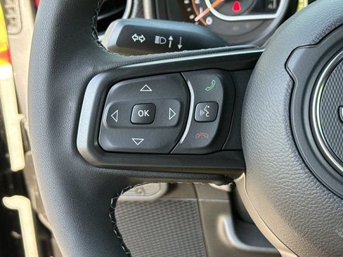 New 2026 Jeep Wrangler Unlimited Rubicon AWD/4WD image 21