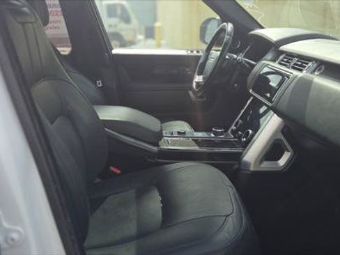 Used 2020 Land Rover Range Rover HSE AWD/4WD image 21