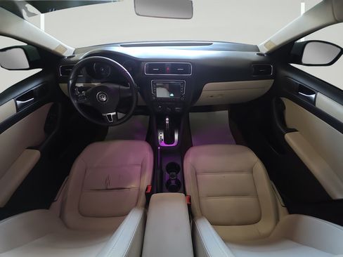Used 2012 Volkswagen Jetta SE FWD image 27