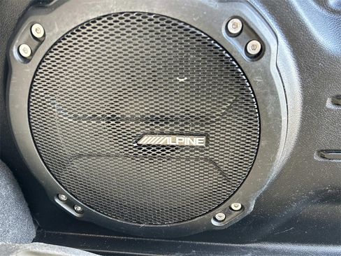 Used 2023 Jeep Wrangler Unlimited w/ Cold Weather Group image 14