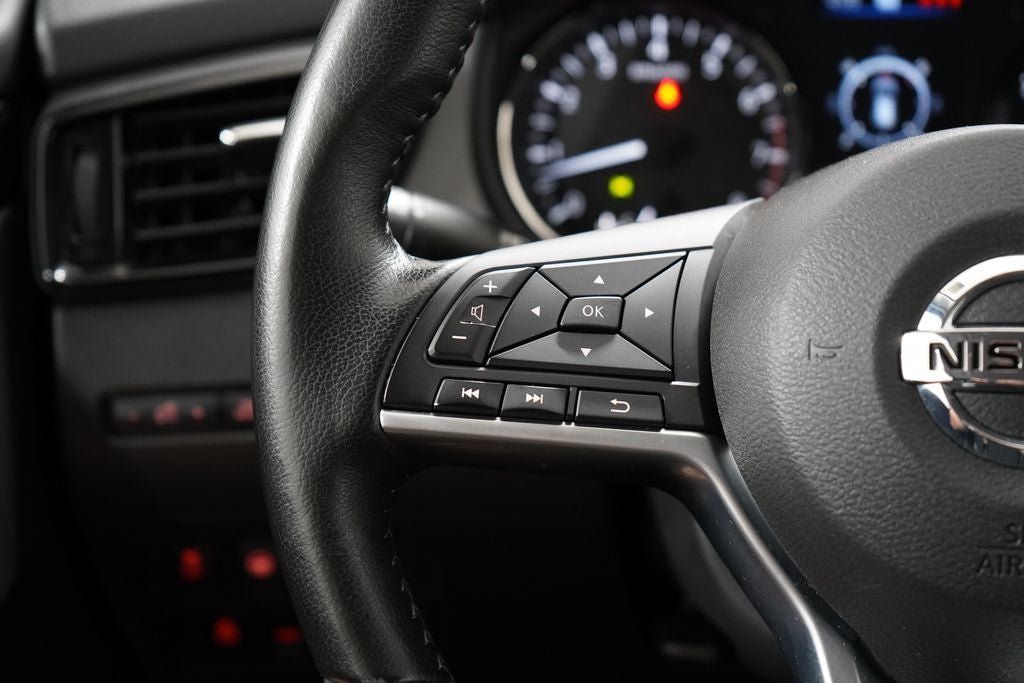 Used 2022 Nissan Rogue Sport SL AWD/4WD image 27