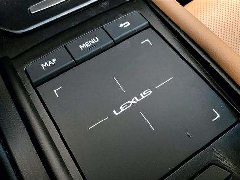 Used 2019 Lexus ES 300h w/ Premium Package FWD image 33