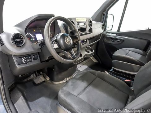 Used 2019 Mercedes-Benz Sprinter 170 image 8
