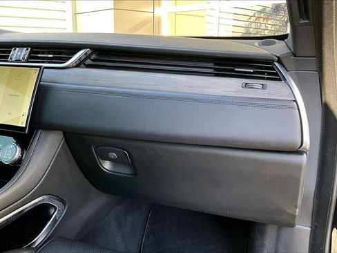 Used 2021 Jaguar F-PACE S image 16