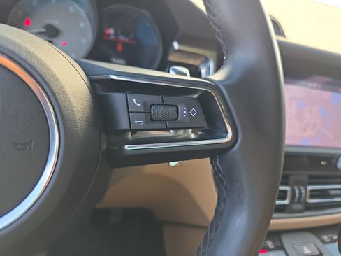 Certified 2023 Porsche Macan S AWD/4WD image 22