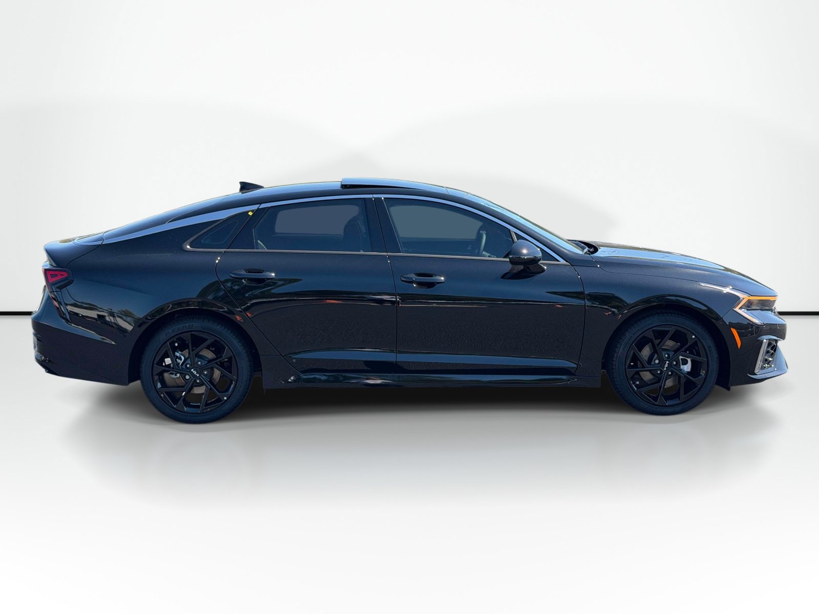 New 2027 Kia K5 GT-Line FWD image 7