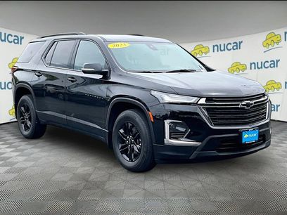 Used 2023 Chevrolet Traverse LT w/ Midnight/Sport Edition