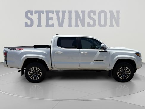 Used 2023 Toyota Tacoma TRD Sport w/ Advanced Technology Package AWD/4WD image 6