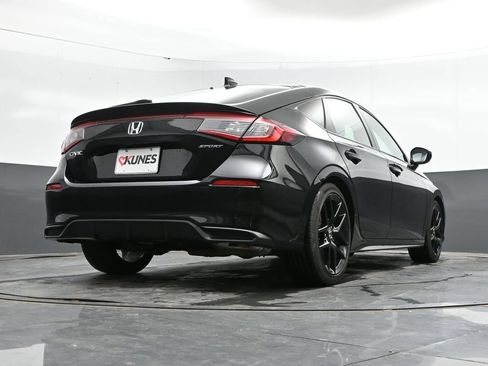 Used 2025 Honda Civic Sport image 37