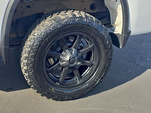 Certified 2025 Chevrolet Silverado 2500 LT w/ Convenience Package image 10