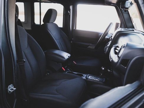 Used 2016 Jeep Wrangler Unlimited Sport w/ Quick Order Package 24S image 23