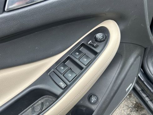 Used 2019 Buick Envision Premium w/ Driver Confidence Package AWD/4WD image 24