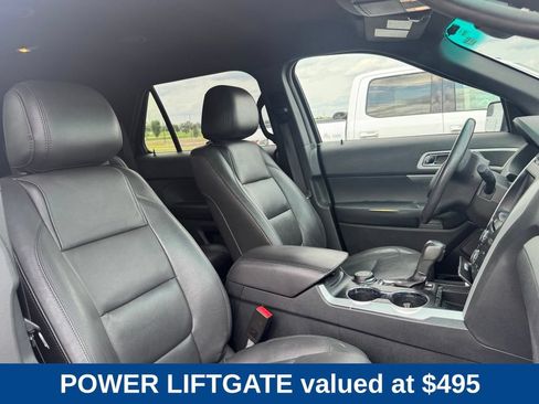 Used 2015 Ford Explorer XLT w/ Equipment Group 202A AWD/4WD image 8