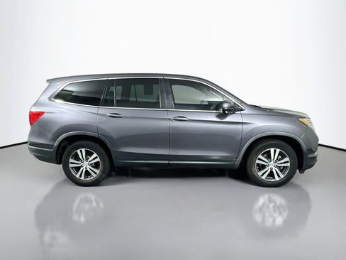 Used 2017 Honda Pilot EX-L image 4