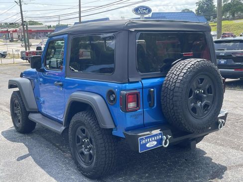 Used 2025 Jeep Wrangler Sport AWD/4WD image 8