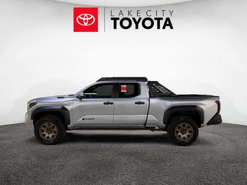 New 2025 Toyota Tacoma Trailhunter image 2