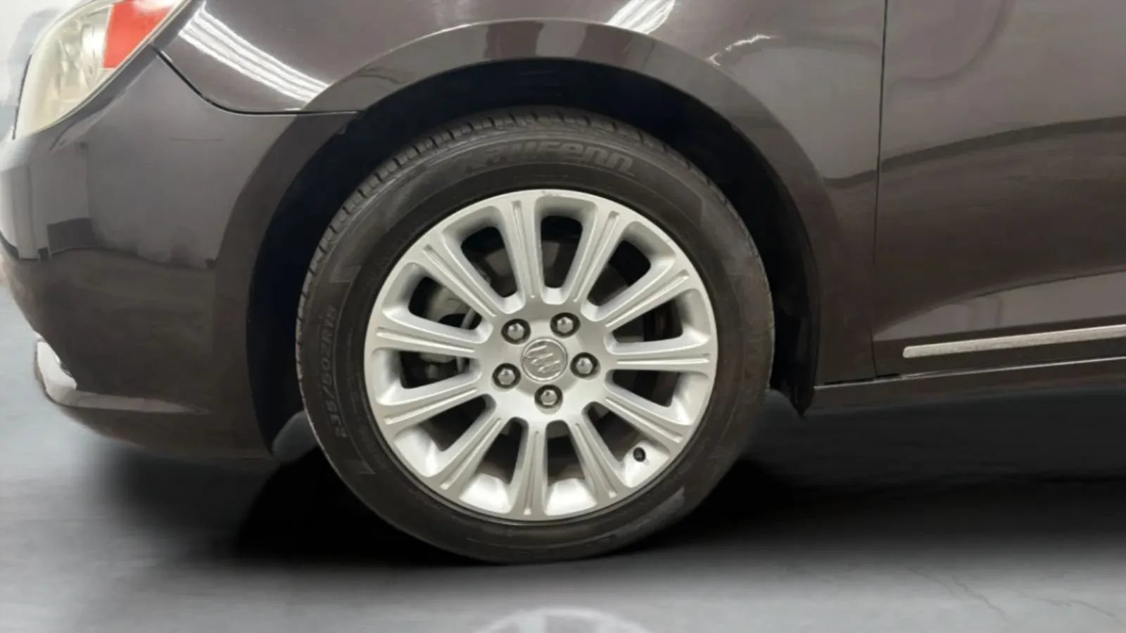 Used 2013 Buick LaCrosse Leather FWD image 25