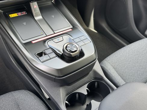 New 2026 Toyota bZ FWD image 18