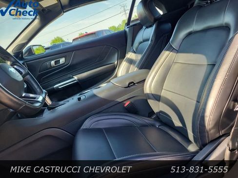 Used 2025 Ford Mustang Premium RWD image 26