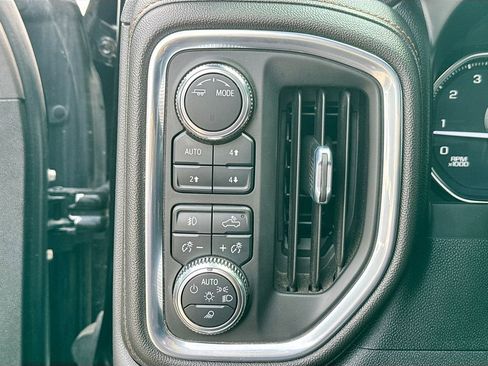Used 2021 GMC Sierra 1500 AT4 AWD/4WD image 13