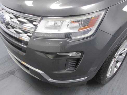 Used 2019 Ford Explorer Limited w/ Class III Trailer Tow Package image 9
