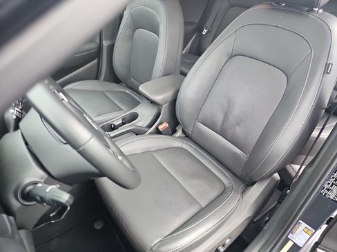 Used 2020 Hyundai Kona Limited w/ Cargo Package image 14