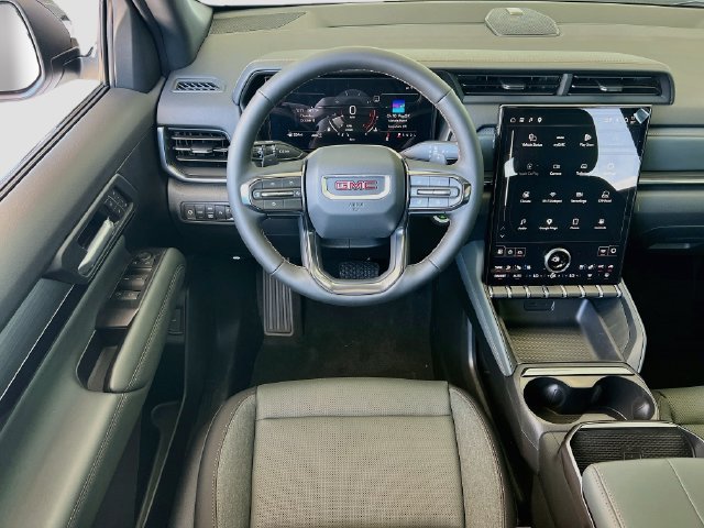 New 2027 GMC Terrain AT4 w/ Convenience Package III AWD/4WD image 16