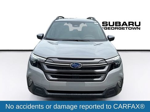 Used 2026 Subaru Forester Premium AWD/4WD image 2