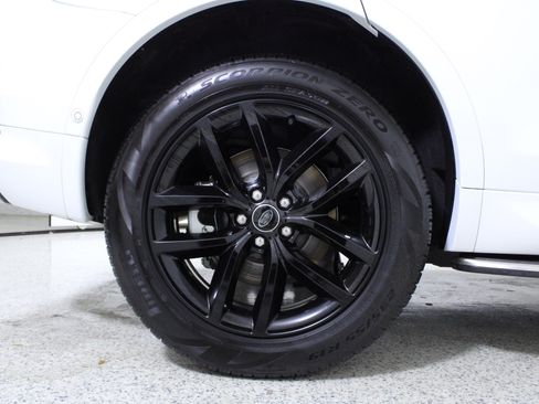 Used 2025 Land Rover Discovery Sport S AWD/4WD image 8