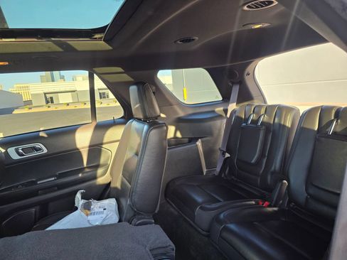 Used 2014 Ford Explorer Limited w/ Equipment Group 302A AWD/4WD image 16