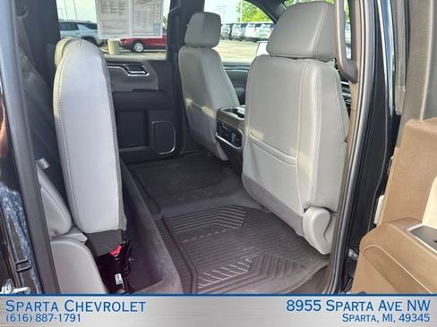 Used 2024 Chevrolet Silverado 1500 LTZ w/ LTZ Convenience Package II AWD/4WD image 31