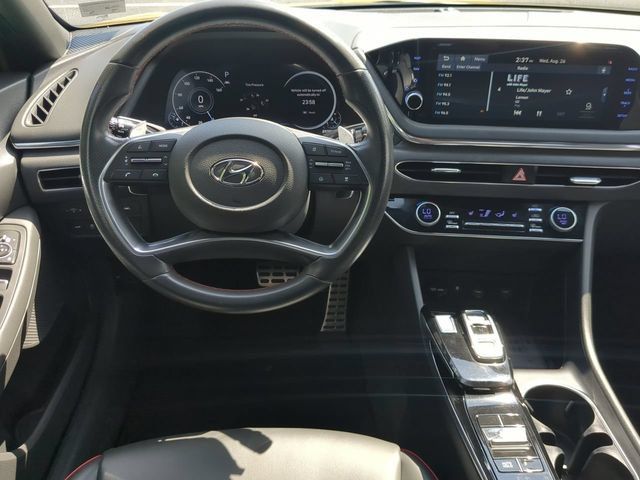 Used 2021 Hyundai Sonata SEL Plus w/ Tech Package FWD image 14