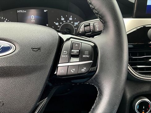 Used 2022 Ford Escape SEL image 23