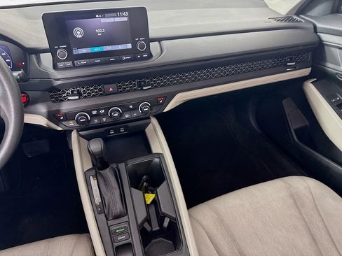 Certified 2023 Honda Accord EX image 30