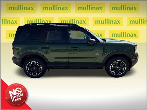 New 2025 Ford Bronco Sport Outer Banks w/ Outer Banks Tech Package+ image 2