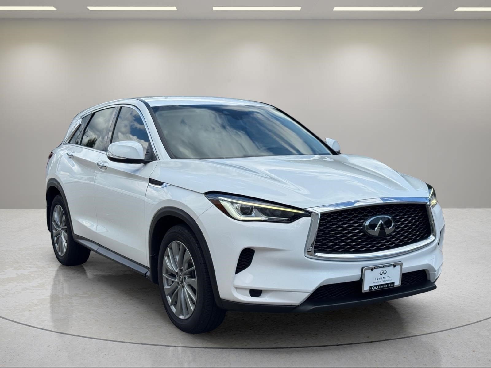 Used 2023 INFINITI QX50 Pure AWD/4WD image 7