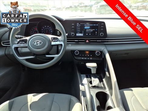 Used 2023 Hyundai Elantra SEL w/ Cargo Package image 12